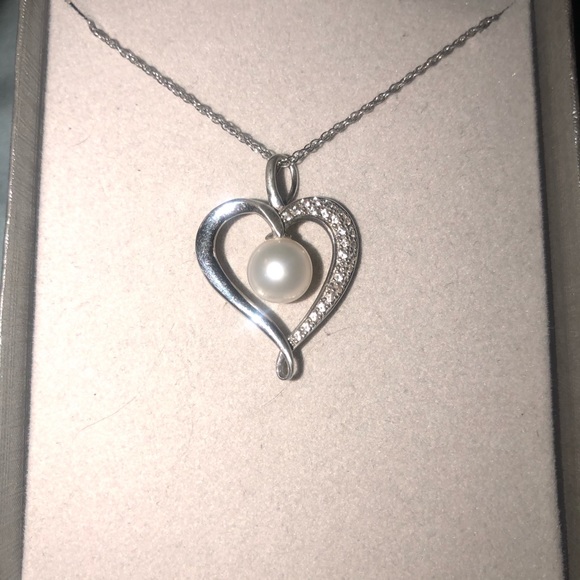 Zales Jewelry - Pearl and sapphire heart necklace